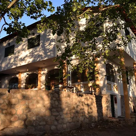 Hostal La Gloria-3